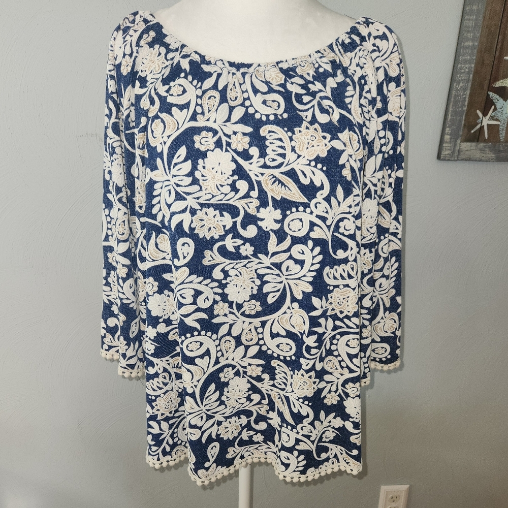 SJS Womens Hand Woven Floral Top